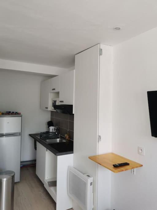 Location Studio A Courte Duree Corbeil-Essonnes Exterior photo